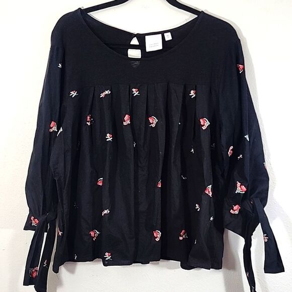 Lauren Conrad black blouse with floral embroidery size XL - Picture 1 of 6